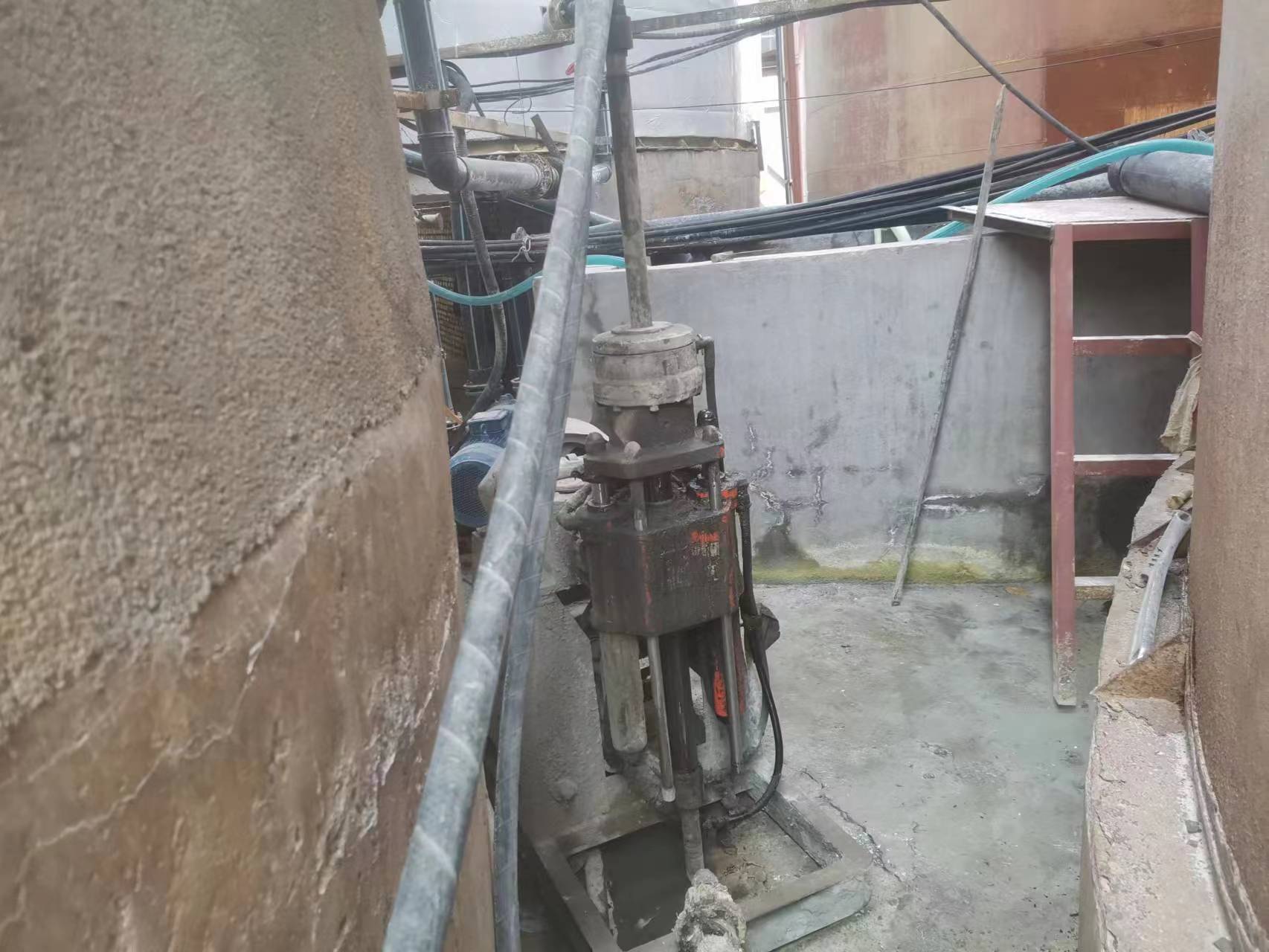 潜山房屋下沉注浆